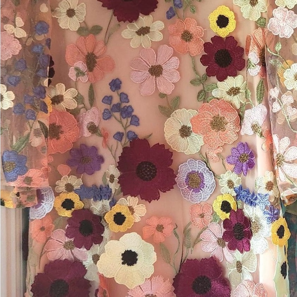 Appliqué Floral Dress - size Medium